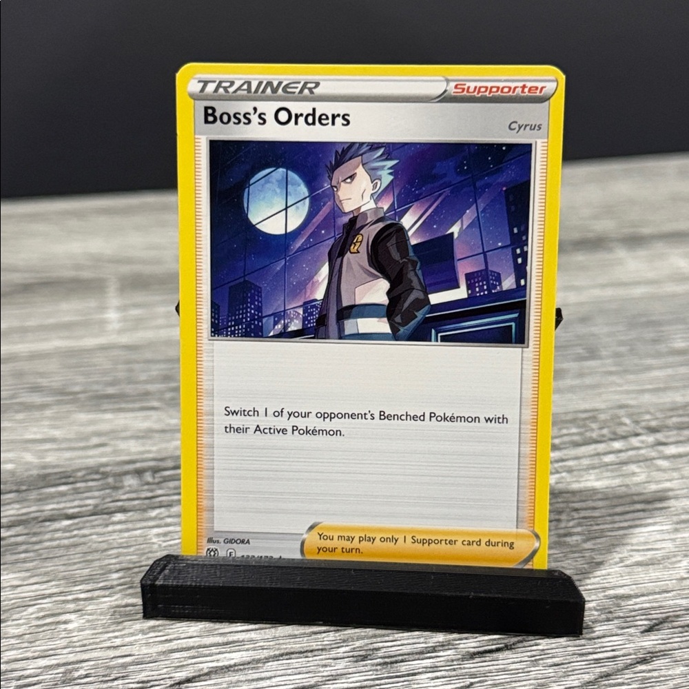 Pokémon | Brilliant Stars Trainer #132/172: Boss’s Orders: Cyrus (2022) - Card